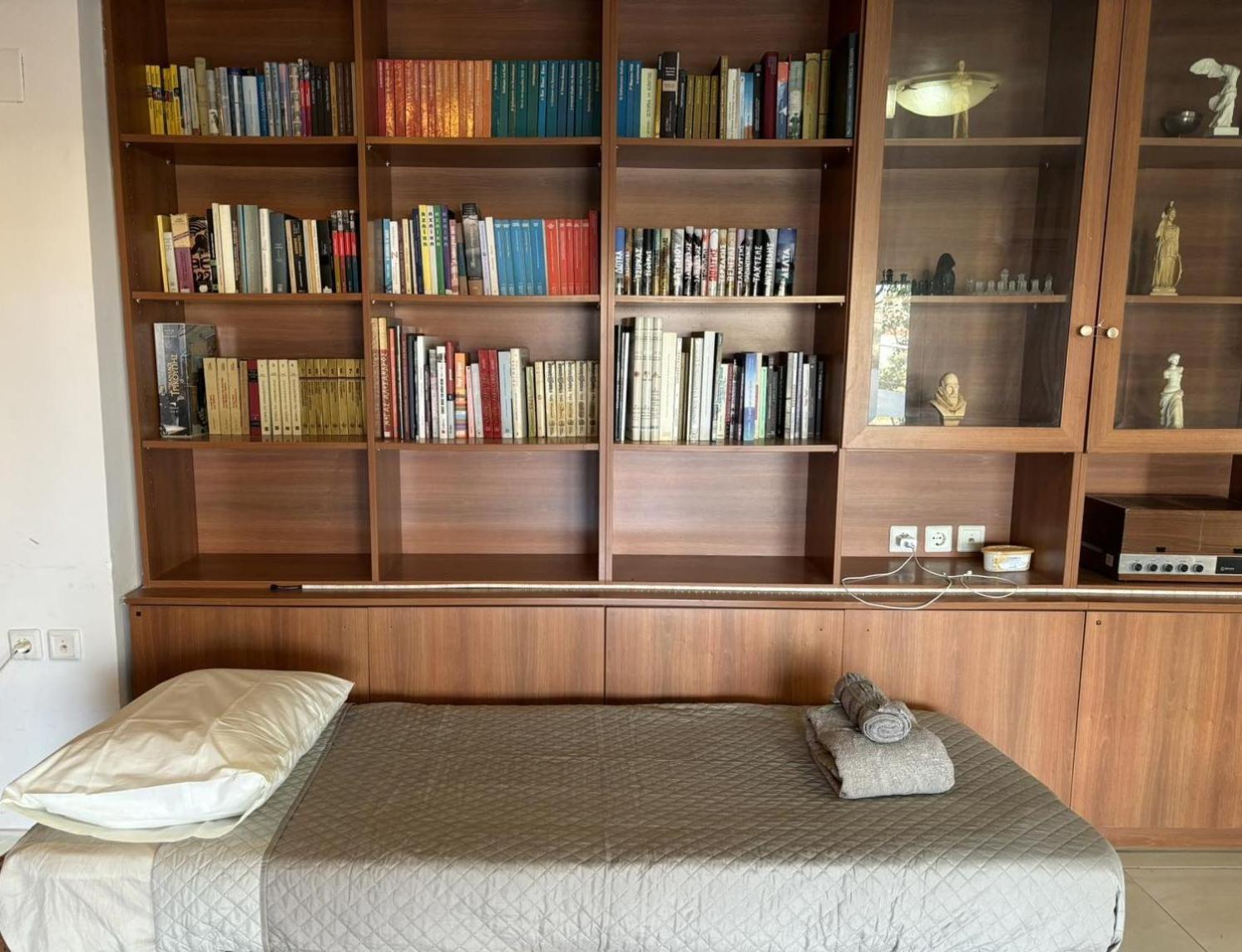 Bibliotheque Vintage & Easy Garden Casa de férias *